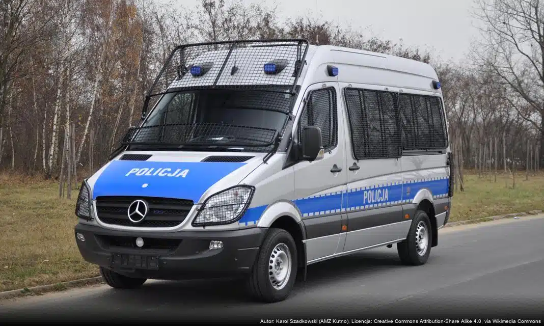 Ucieczka po „dachowaniu” auta zakończona zatrzymaniem 32-latka